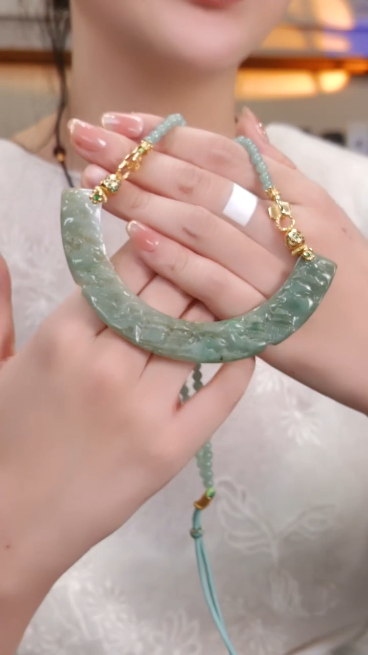 颈饰未镶嵌翡翠国风