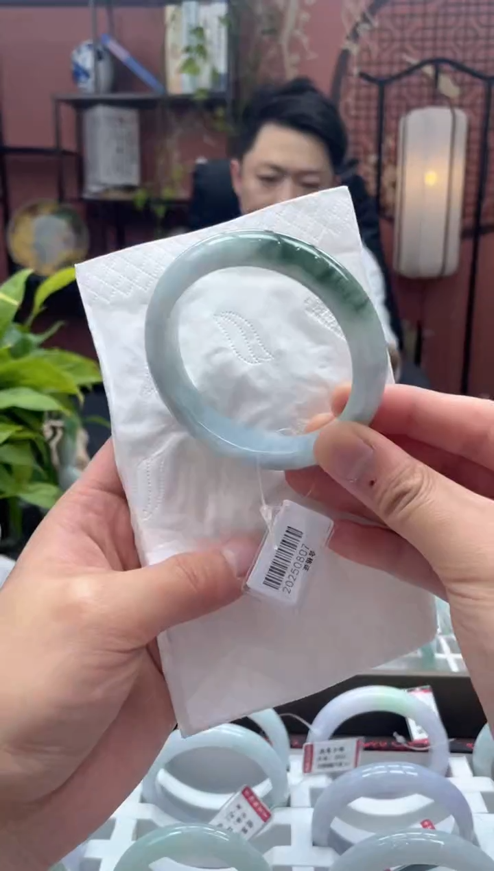 未镶嵌手镯翡翠6132******