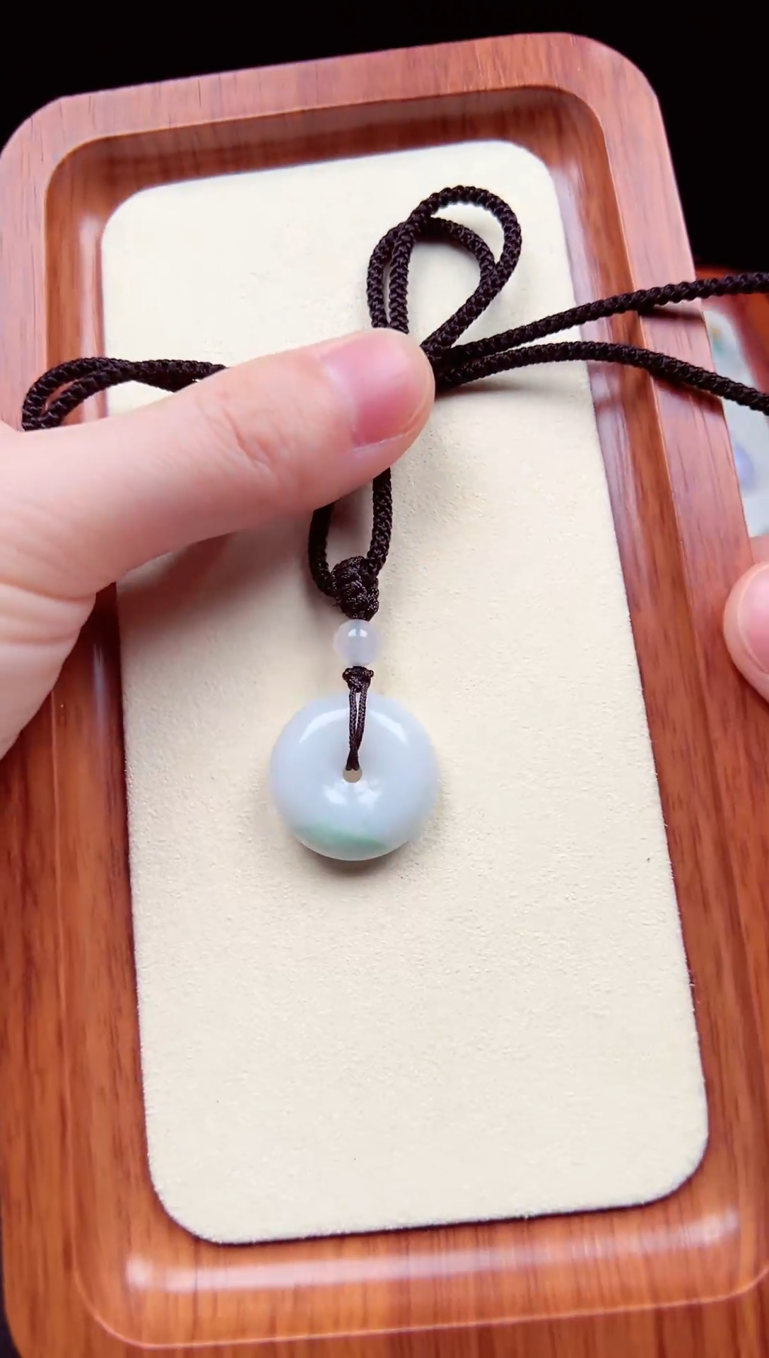 【闪购商品】翡翠颈饰未镶嵌平安扣