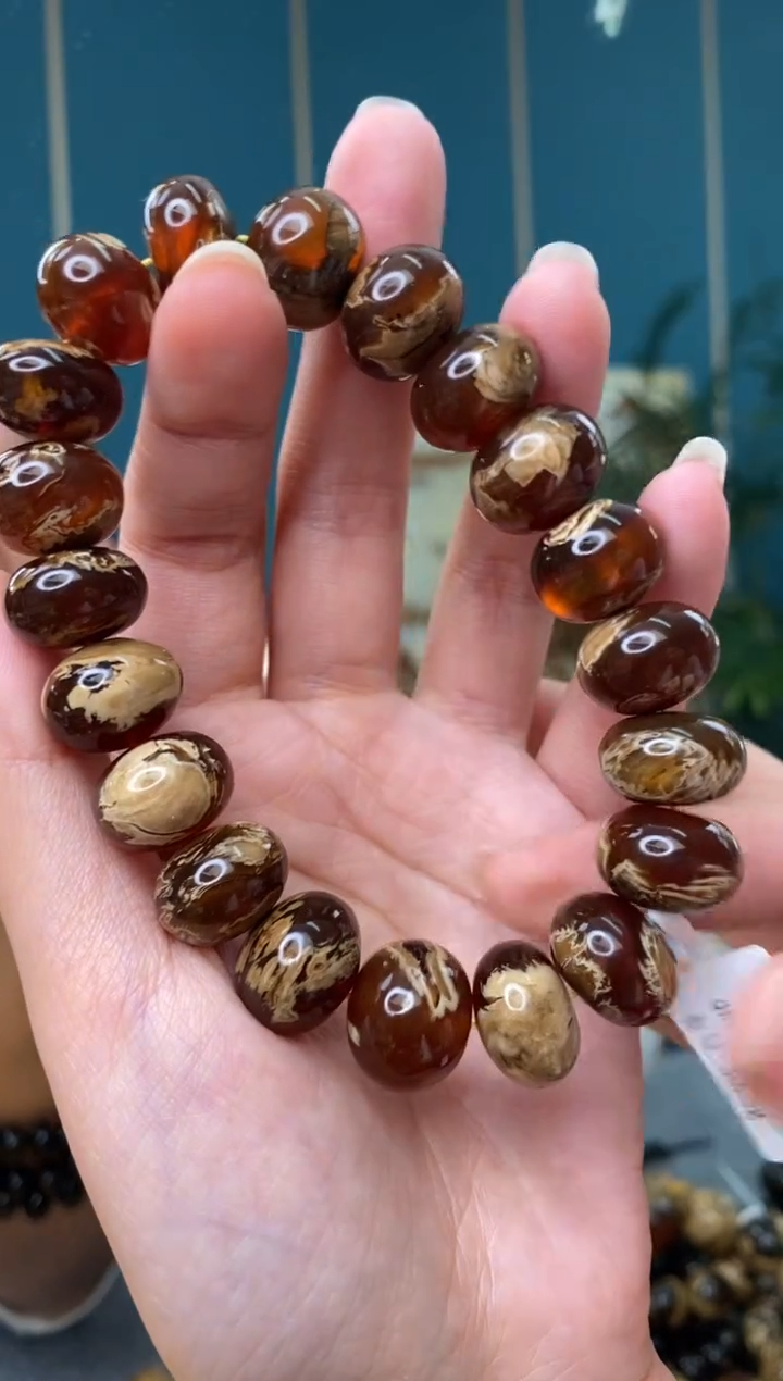 【闪购商品】琥珀裸石未镶嵌1/13多样性发其一86