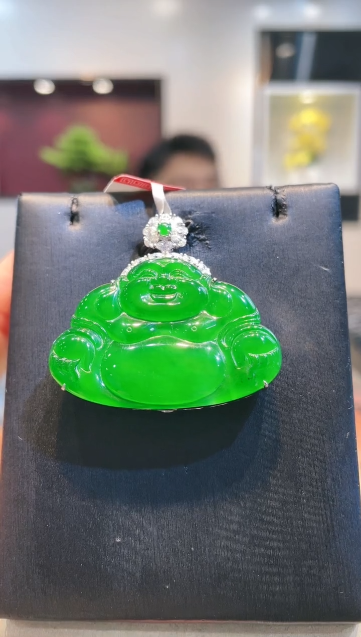 【闪购商品】翡翠颈饰18K金镶嵌A82天然A货翡翠吊坠