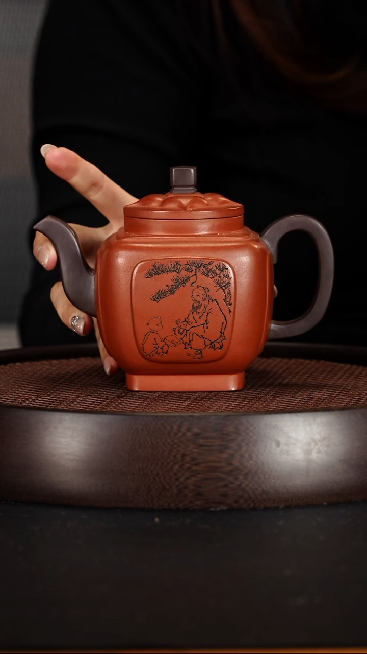 茶壶紫砂大****在宜兴紫砂壶
