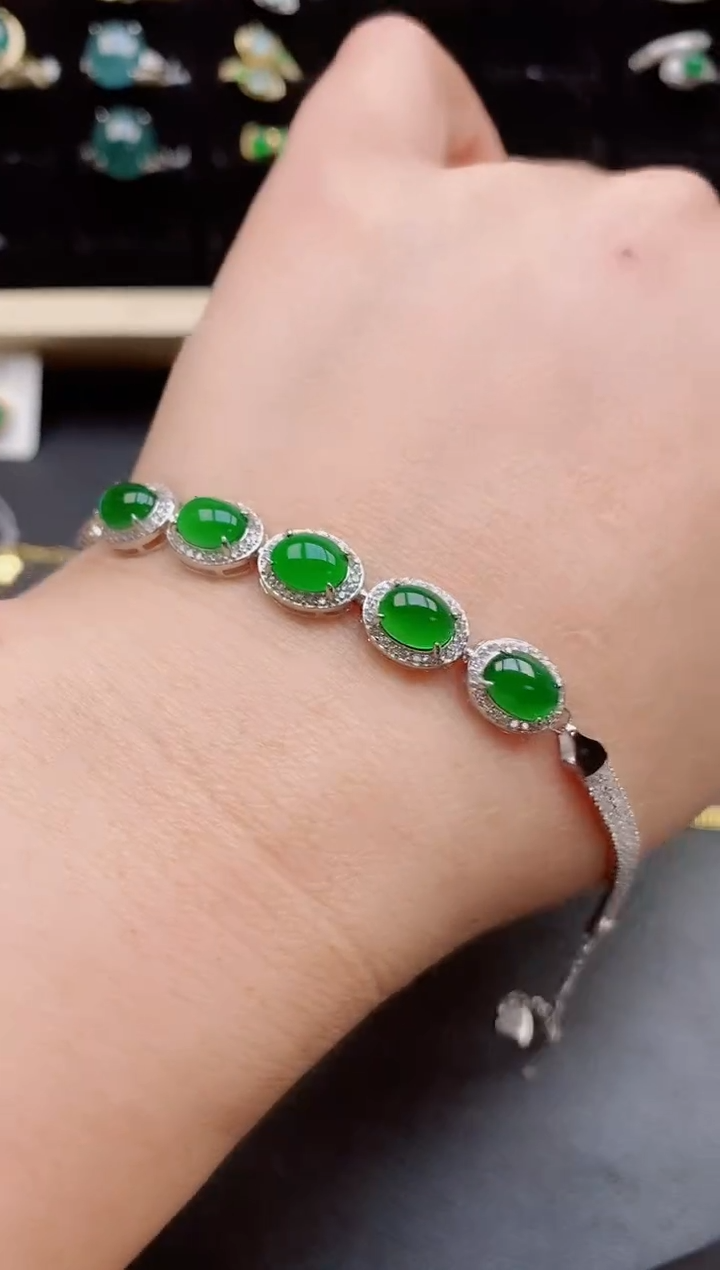 【闪购商品】翡翠手链银S925镶嵌5085050