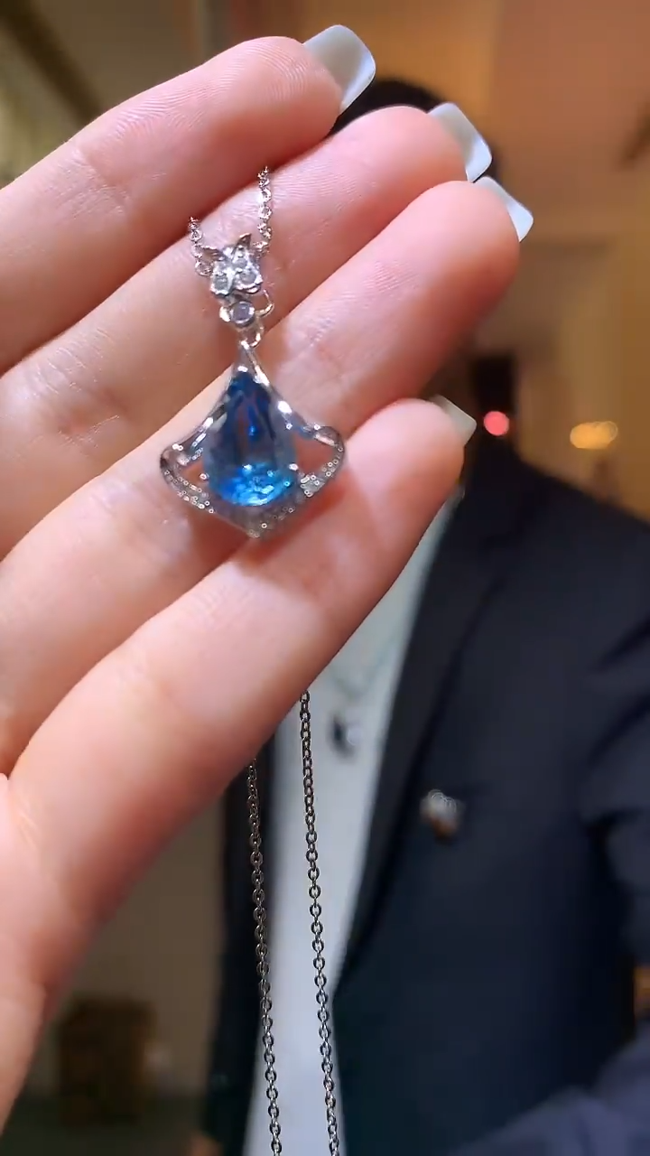 颈饰托帕石银S925镶嵌（宝石世家严选）