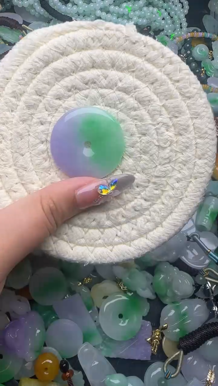 翡翠未镶嵌颈饰天然缅甸翡翠吊坠