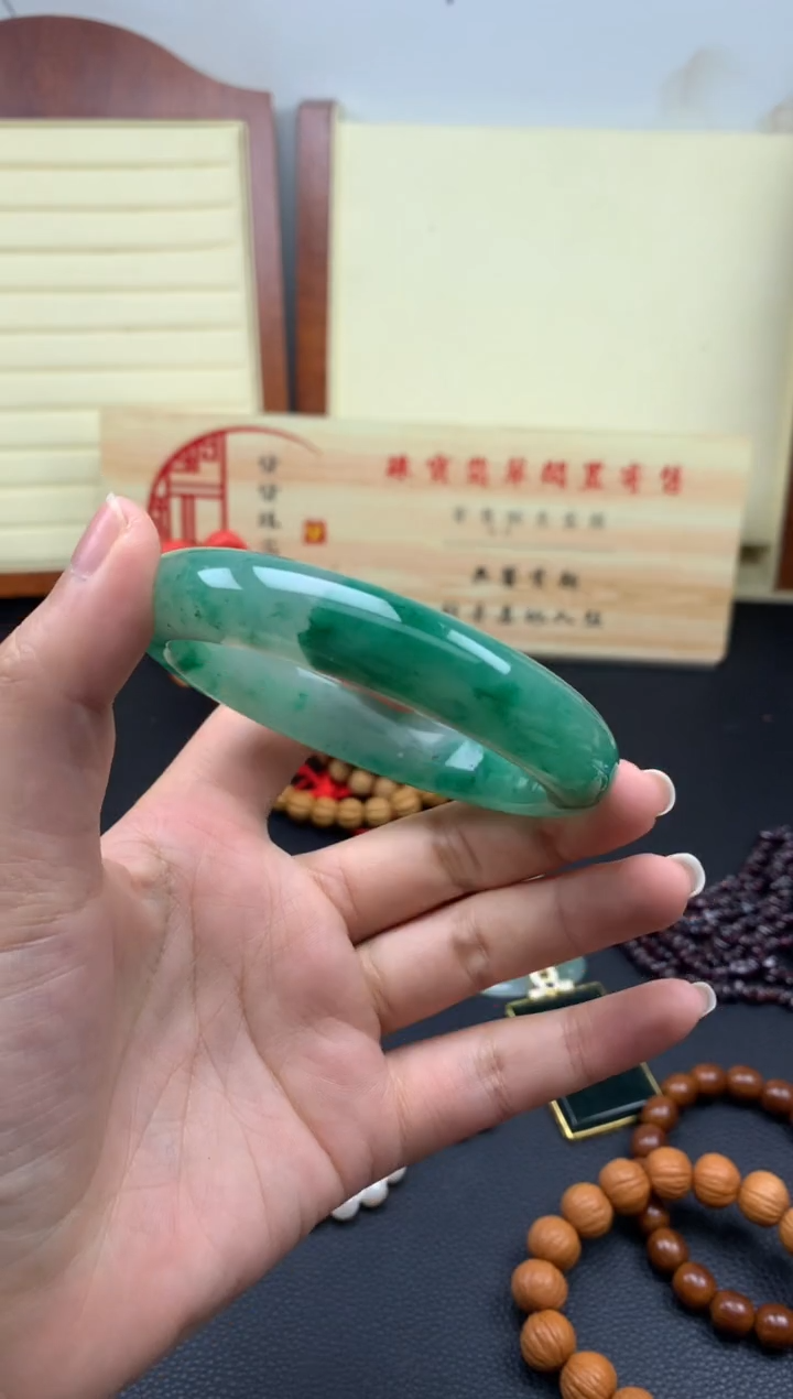 【闪购商品】定制石英岩玉未镶嵌//////////