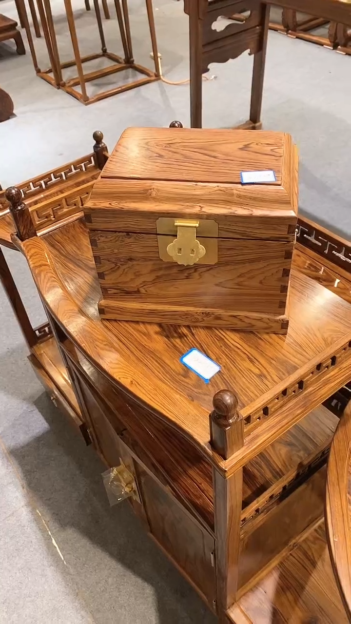 【闪购商品】花梨木类木艺6666666666