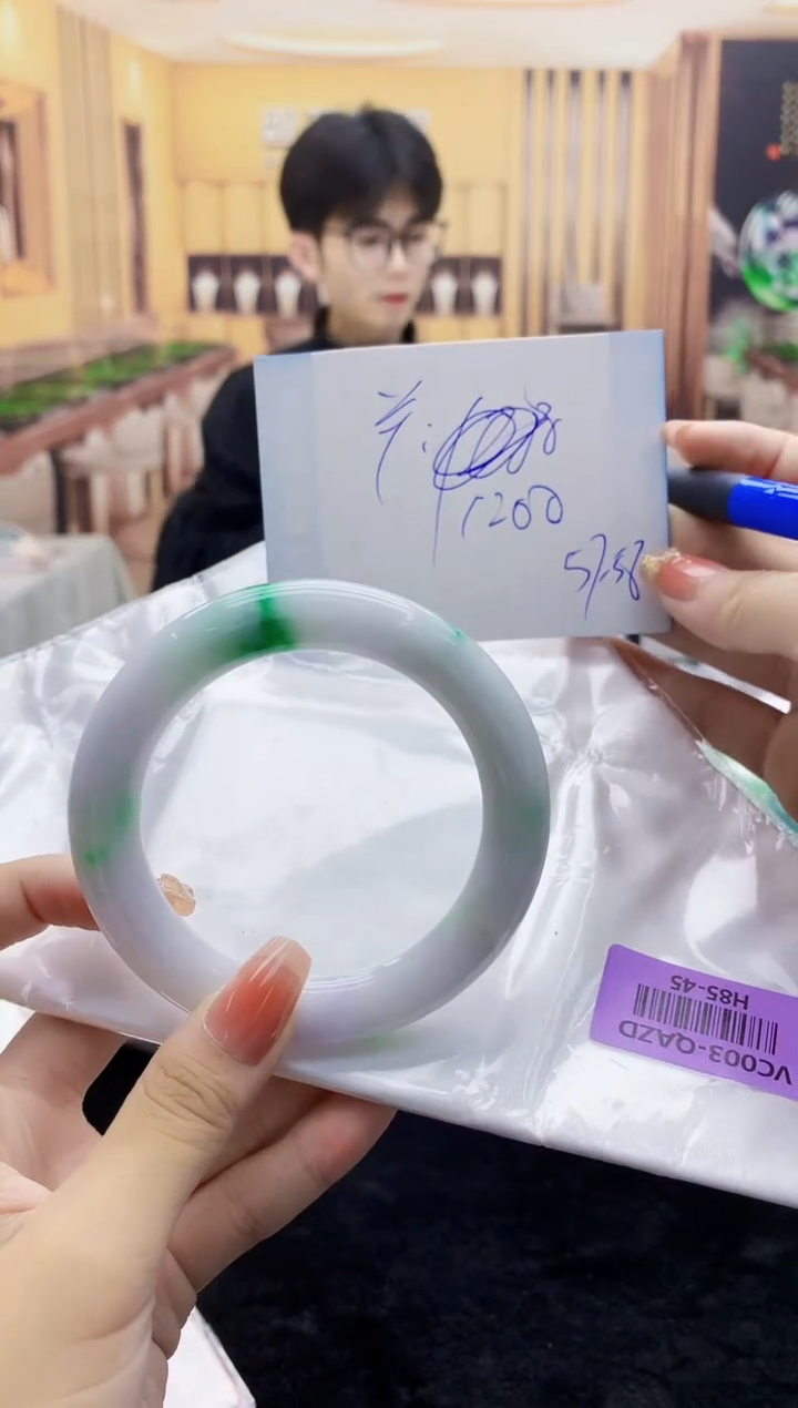 【闪购商品】翡翠手镯未镶嵌    H85-45