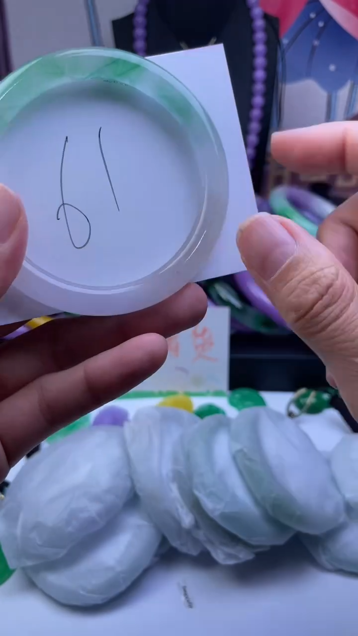 非金属仿水晶手镯