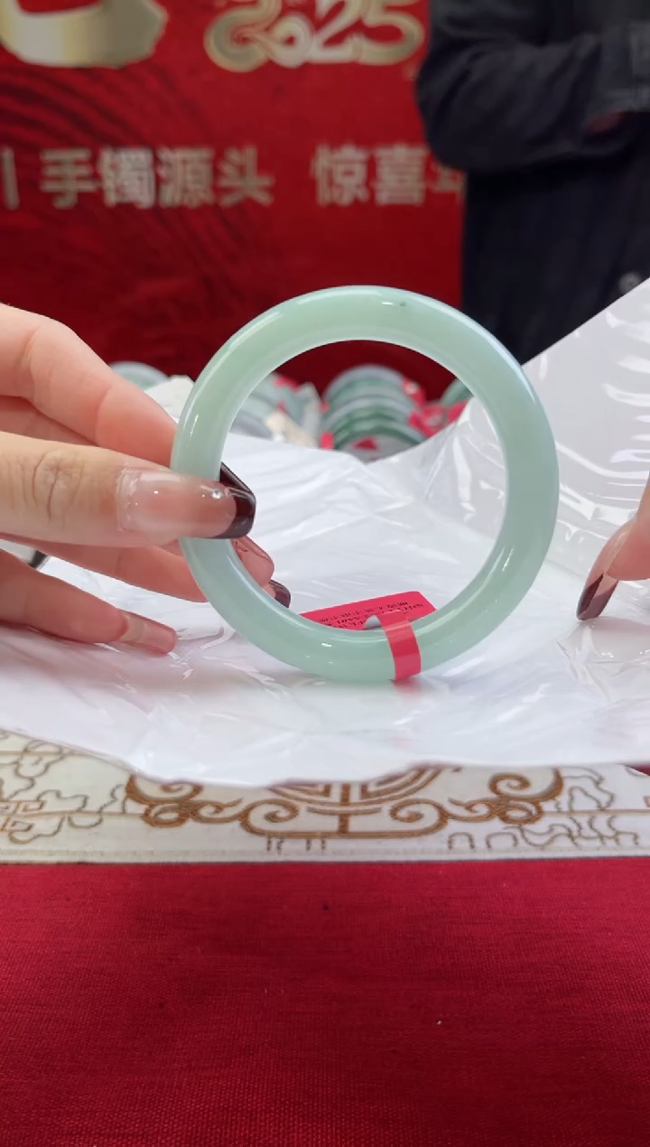 【闪购商品】翡翠手镯未镶嵌翡翠手镯