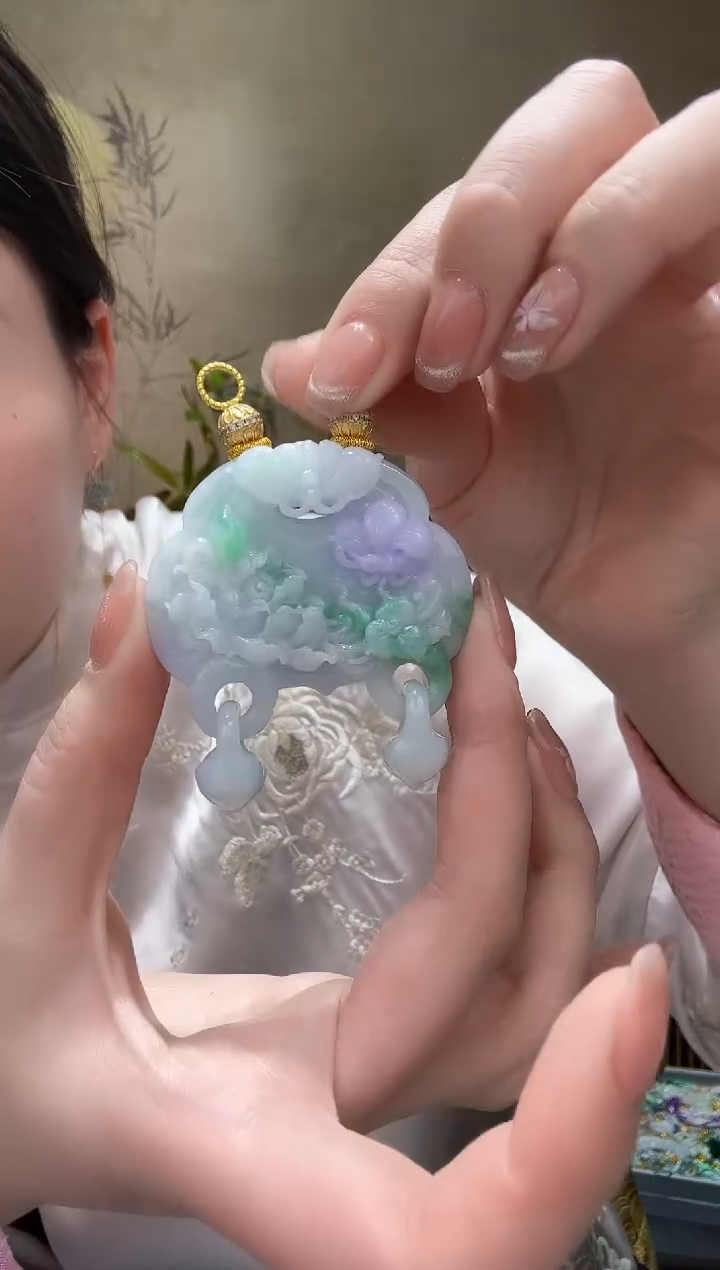 【闪购商品】翡翠颈饰未镶嵌吊坠