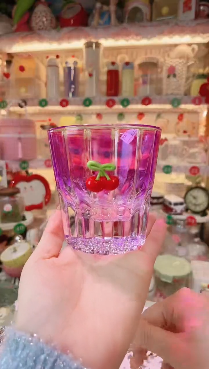 【闪购商品】摆件紫色渐变洋酒杯品质好，发货快，放心拍