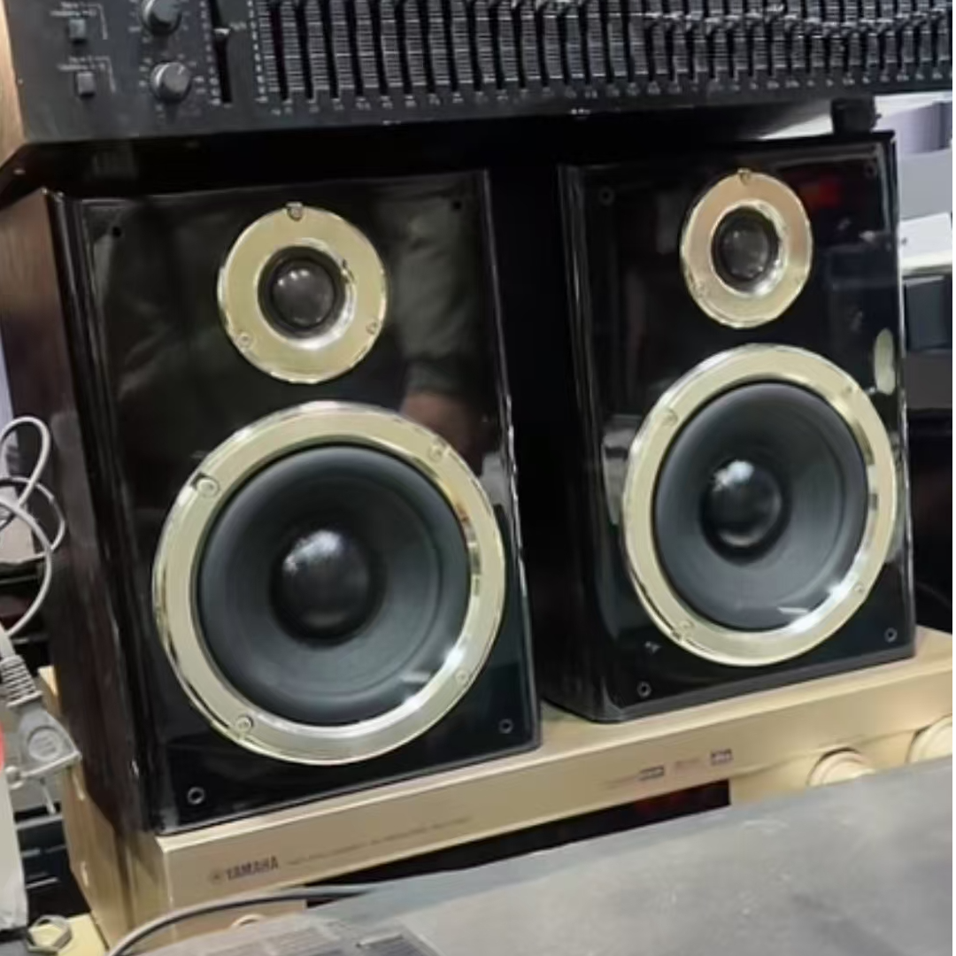 9新  HW音箱运费自理