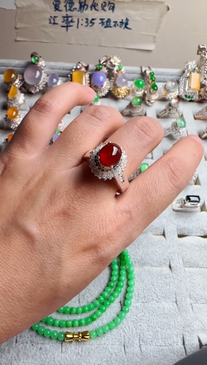 【闪购商品】定制翡翠未镶嵌冰种翡翠鸽血红戒面