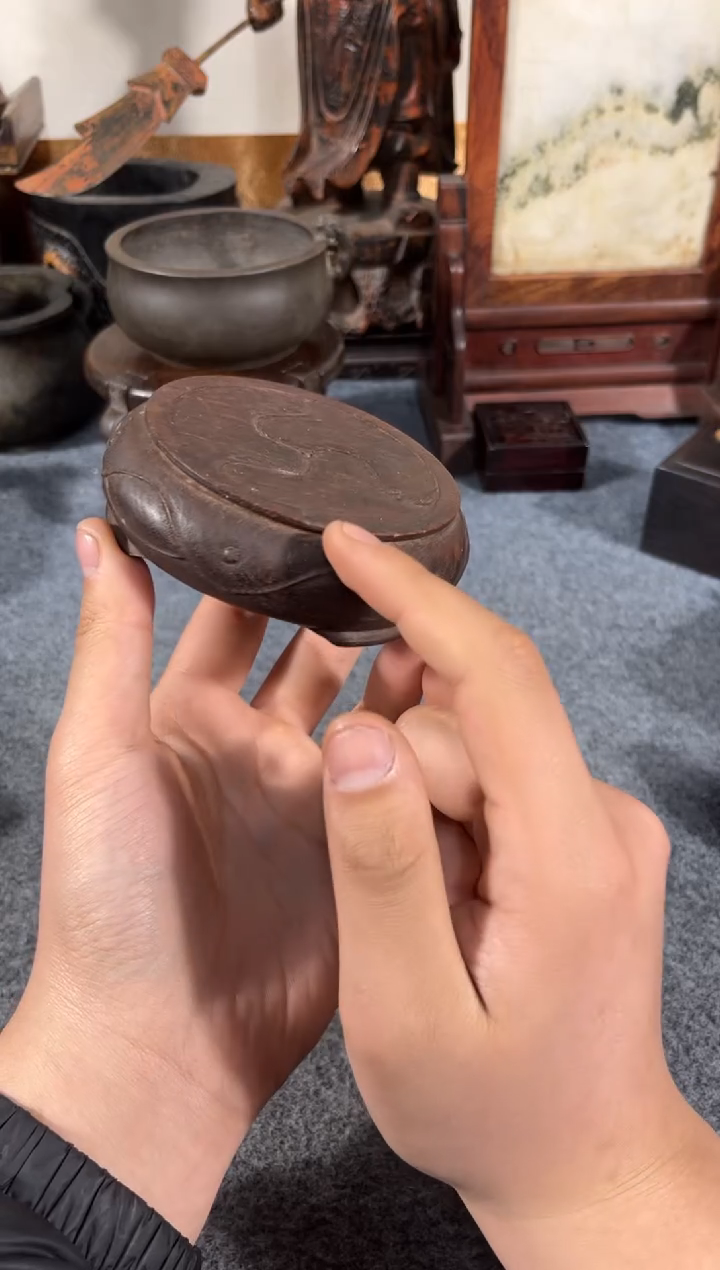 【闪购商品】贡木 老五旧藏香炉底座