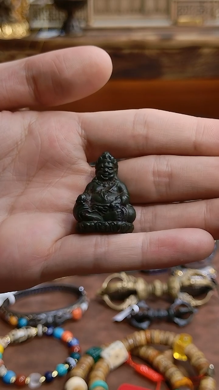 树脂制品黄老板牛的牛的牛的