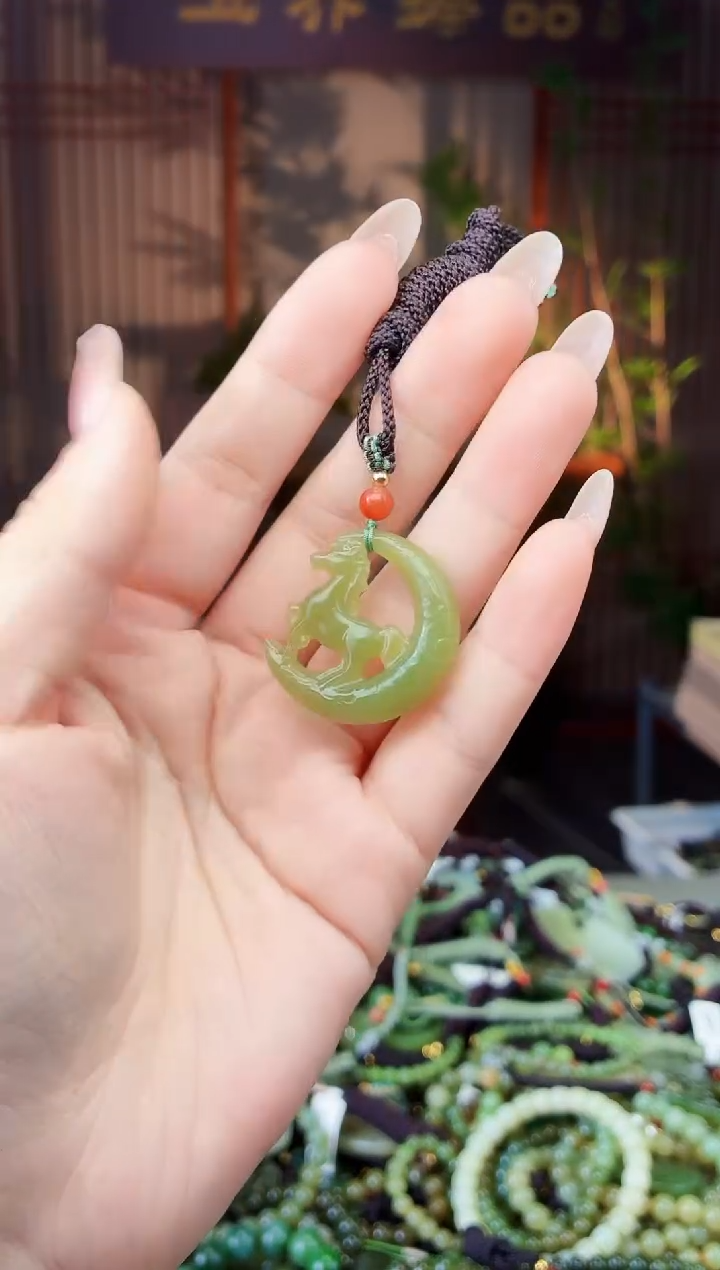 颈饰未镶嵌和田玉多样性发货拍一发一