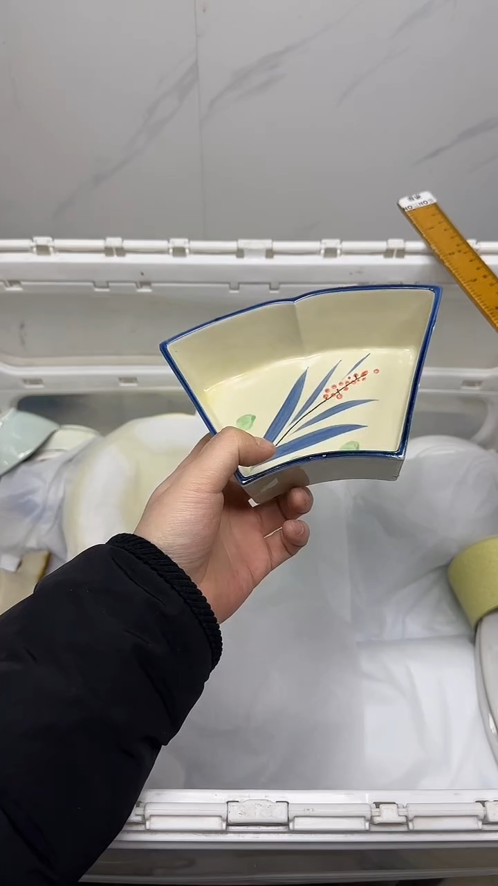 【闪购商品】1162回流瓷器默认微瑕，18.8包邮1