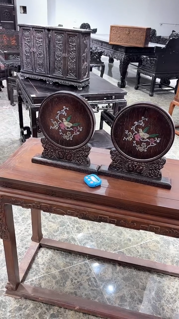 【闪购商品】花梨木类木雕00000000000000000