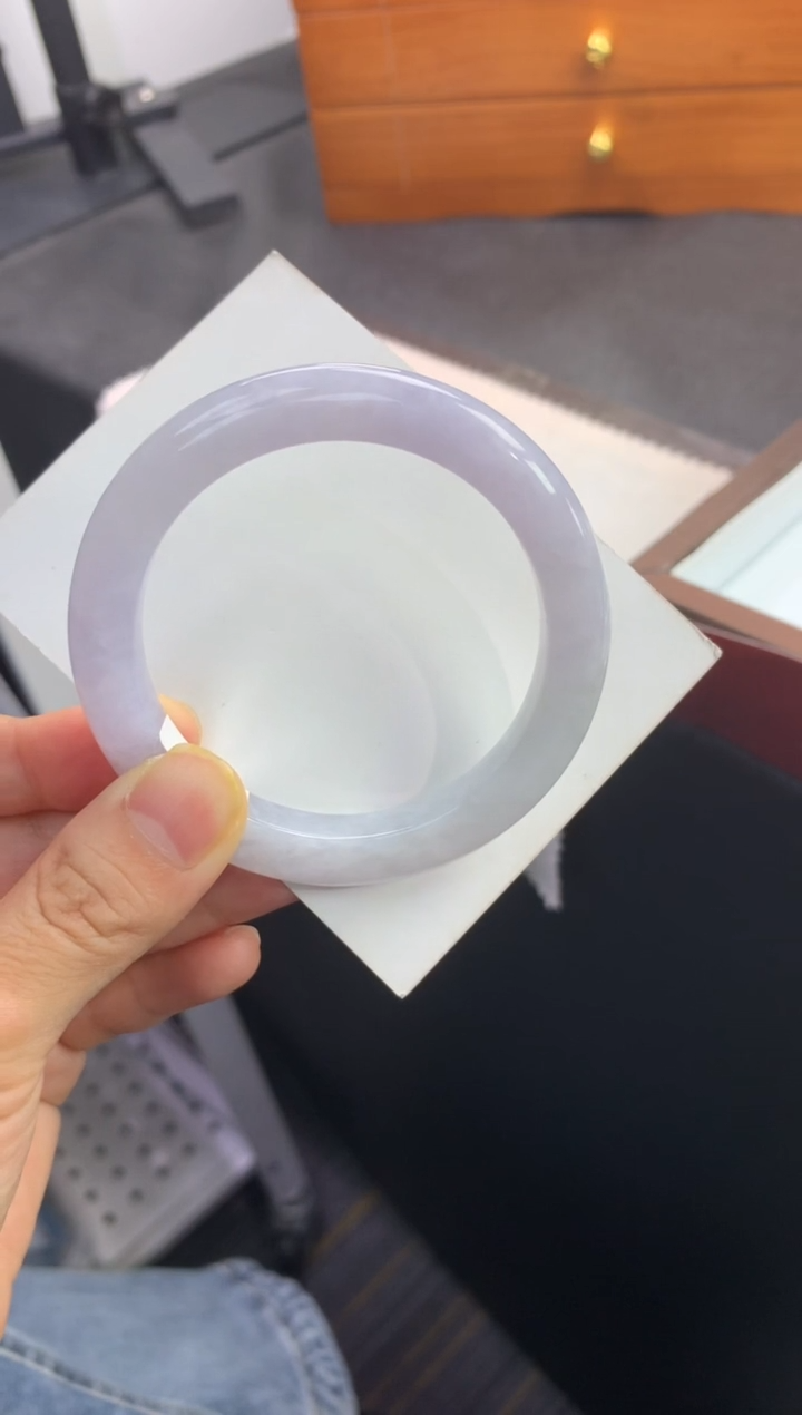 未镶嵌手镯翡翠退货需手镯吊牌标签完好