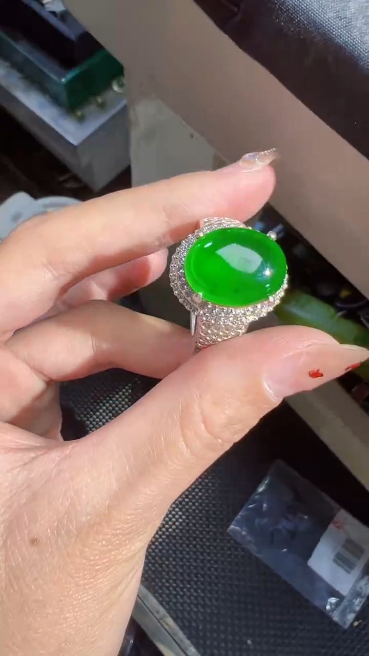 【闪购商品】定制翡翠未镶嵌蛋面1