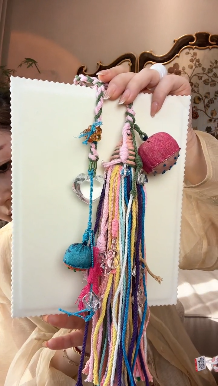 【闪购商品】水晶车挂未镶嵌12白水晶如意锁车挂