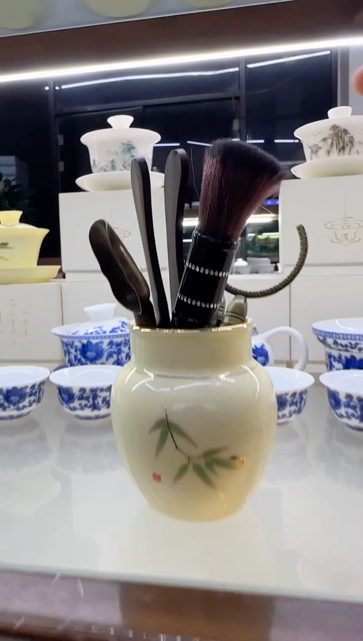 【闪购商品】瓷片言泥言泥言泥@YN58