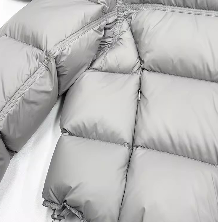 厚款宽松韩系连帽泡芙羽绒服连帽纯色短款洋气