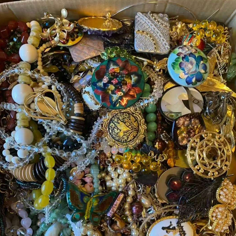 1200-4000中古怀旧百搭饰品 