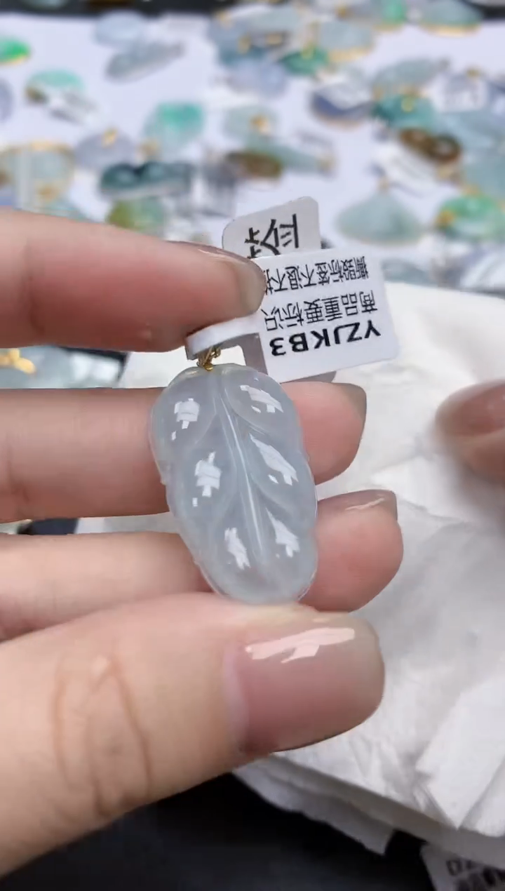 【闪购商品】翡翠颈饰18K金镶嵌天然缅甸翡翠A货