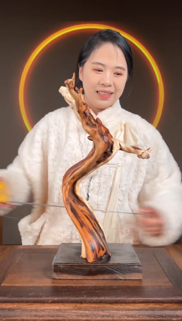 【闪购商品】柏木（崖柏）手工摆件,先抢先得!123