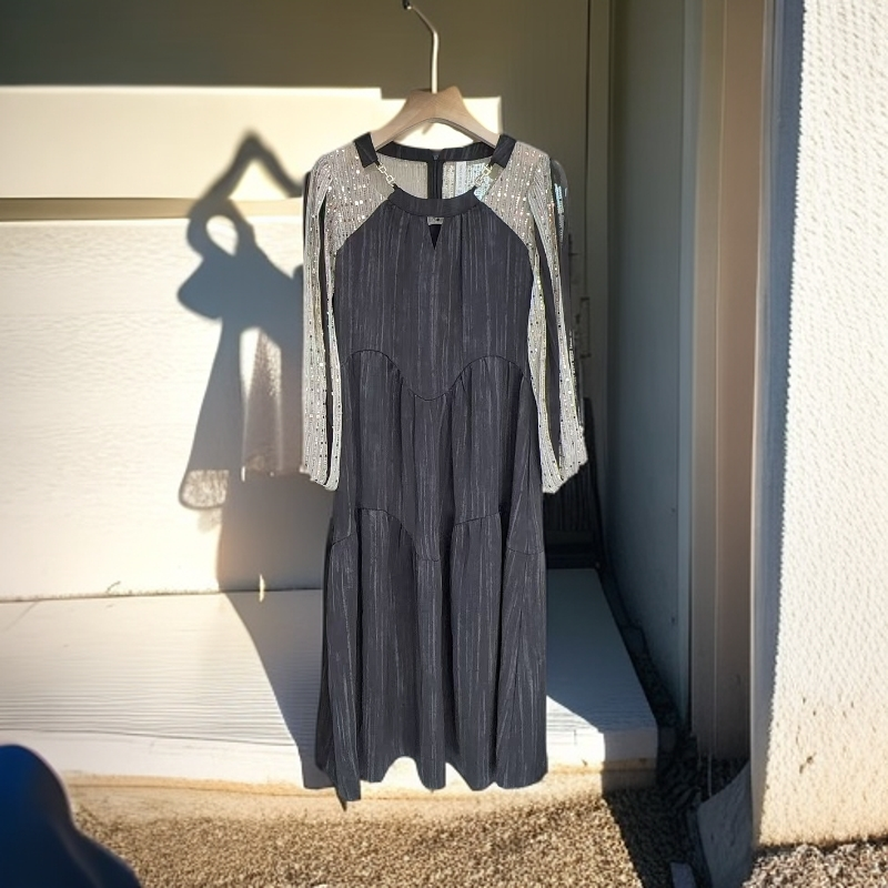 24b12#【木兮兮专属】2025年春季新款气质亮片修身休闲时尚连衣裙