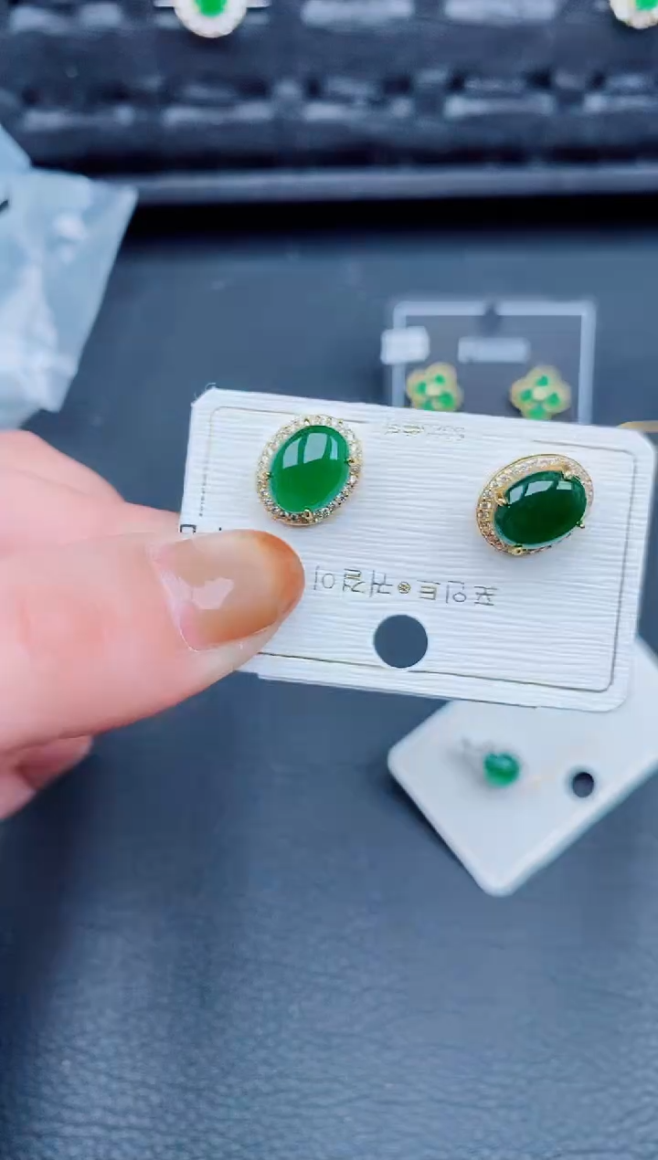 【闪购商品】翡翠耳饰银S925镶嵌天然a货翡翠432