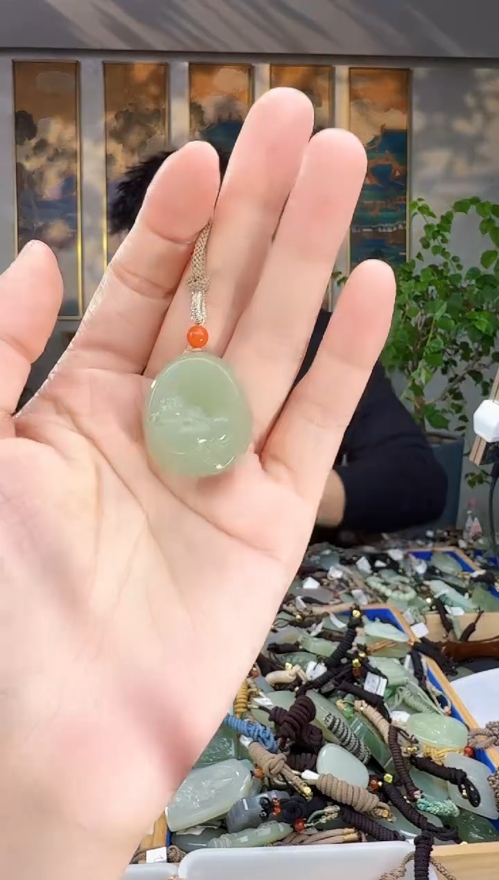 未镶嵌和田玉挂件拍一发一