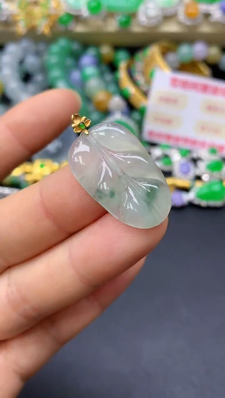 颈饰18K金镶嵌翡翠7-中国好珍宝