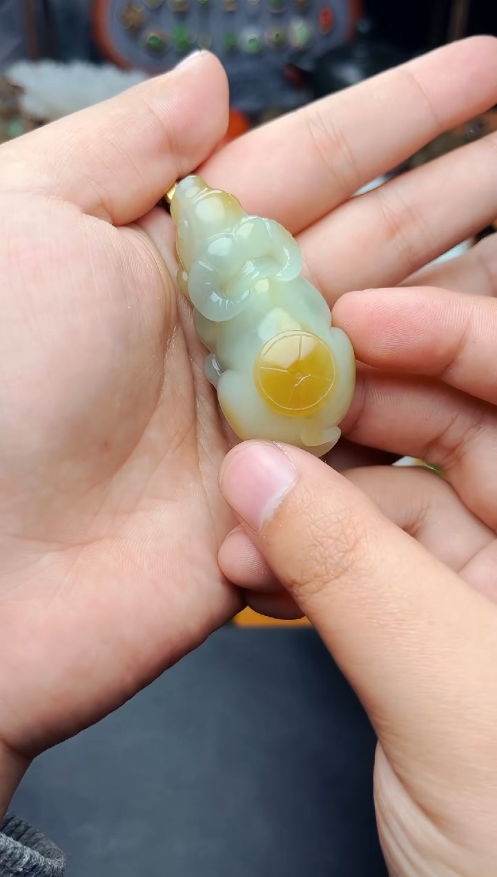 【闪购商品】和田玉颈饰未镶嵌牛01