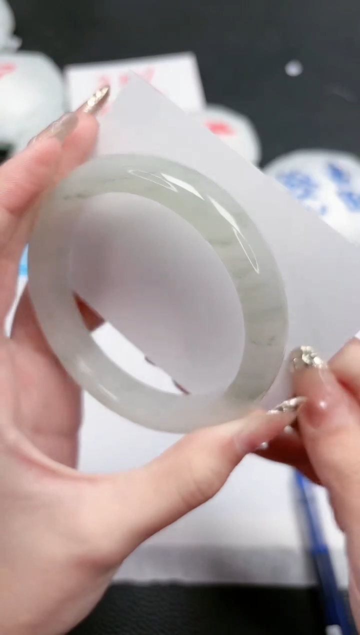 【闪购商品】石英质玉手镯未镶嵌496-62.6