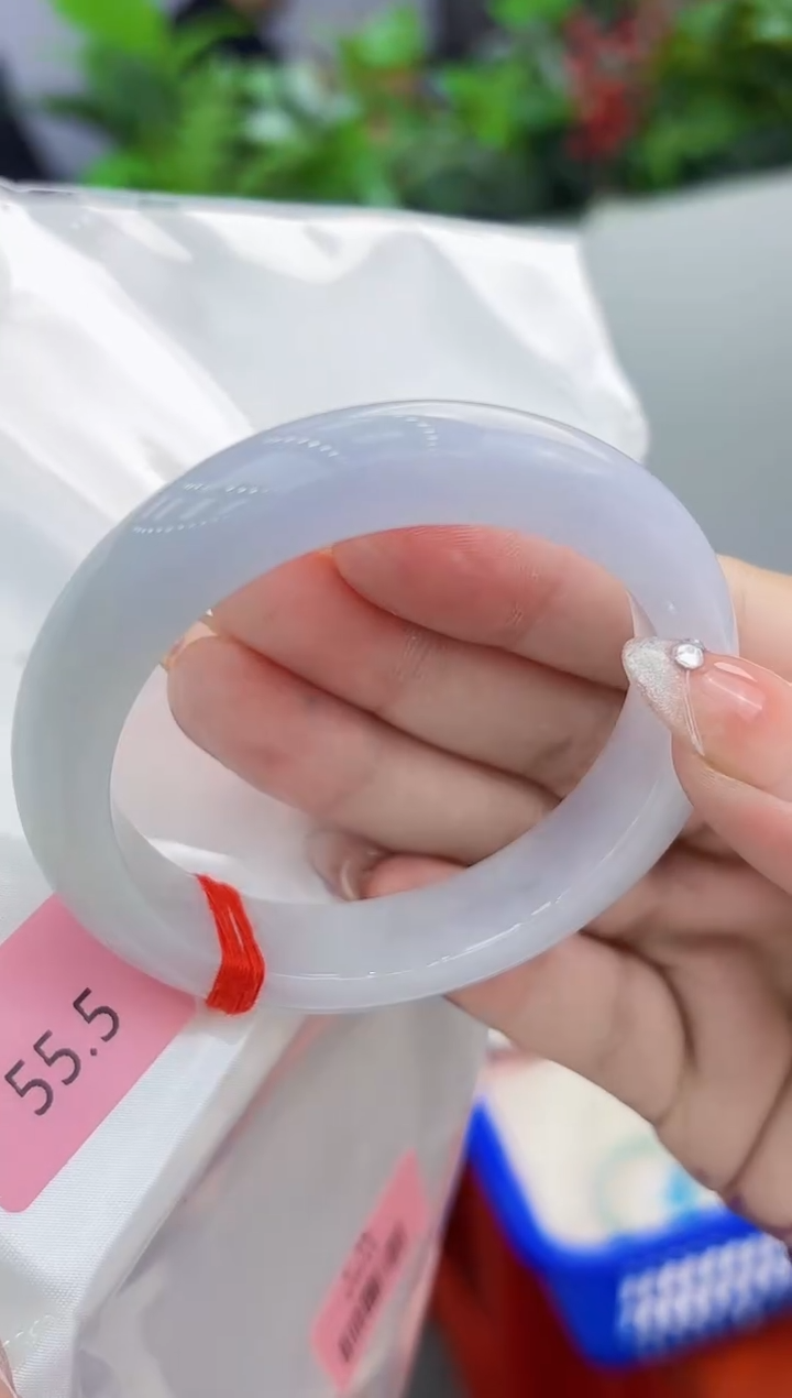 【闪购商品】翡翠手镯未镶嵌翡翠手镯