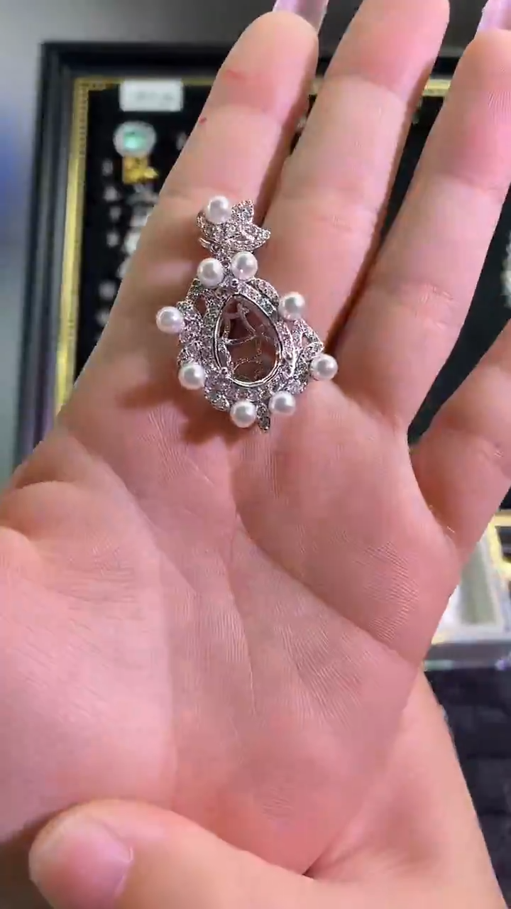 锆石铜合金吊坠21号 10*14水滴 冰花空托