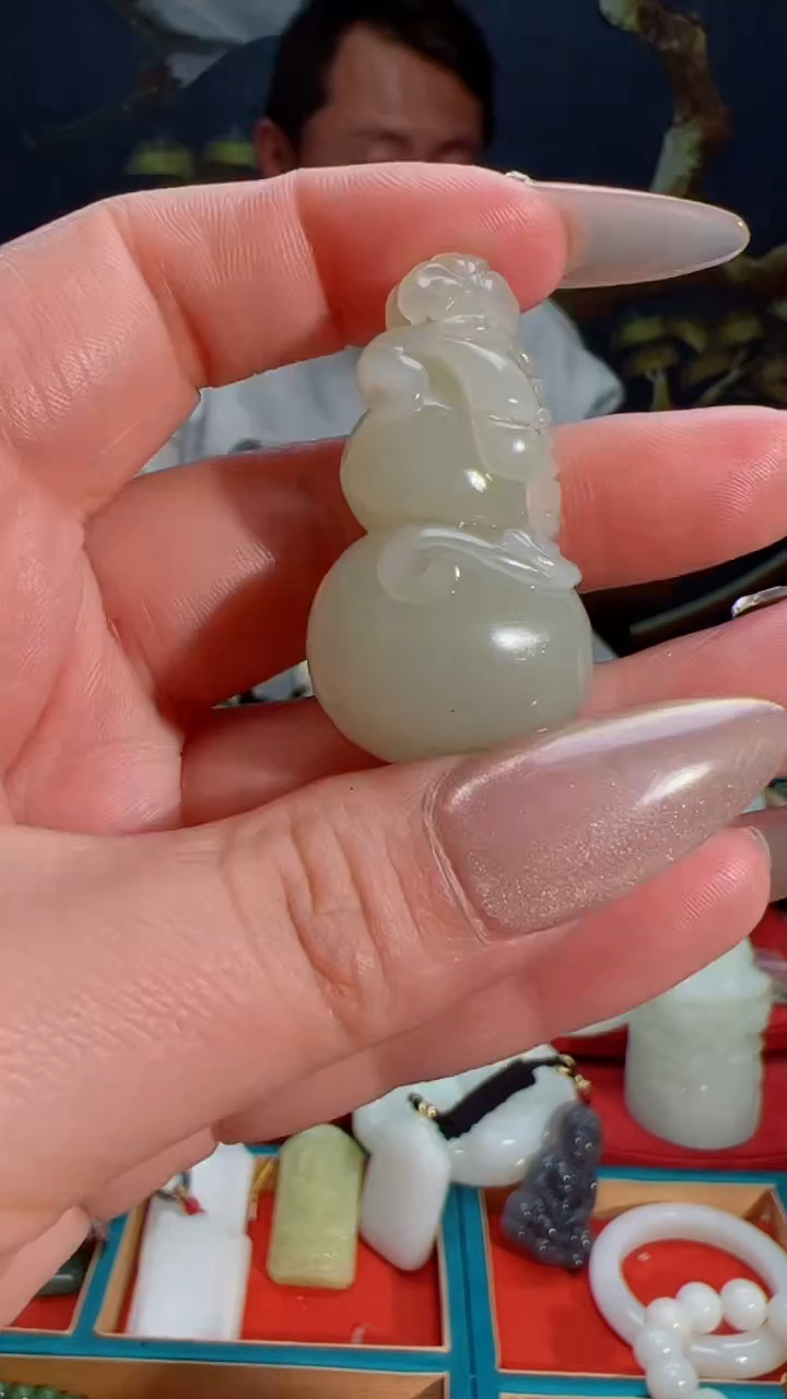 【闪购商品】和田玉吊坠未镶嵌1