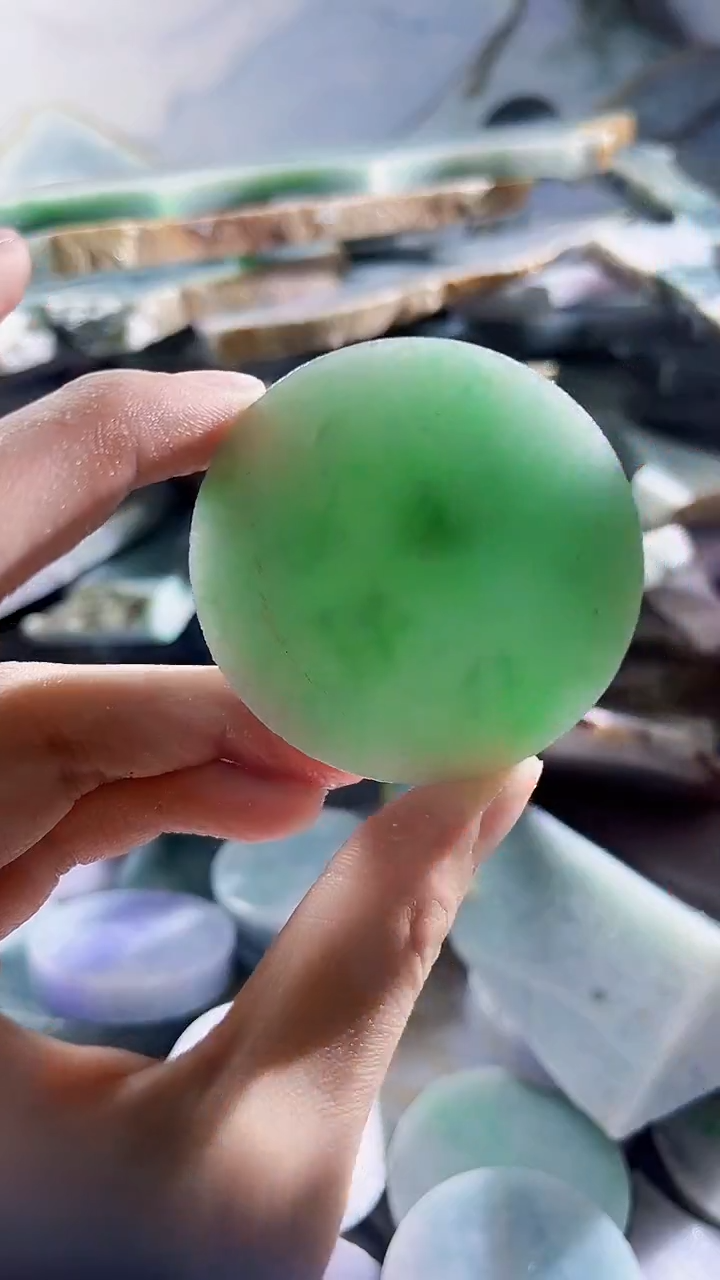 翡翠裸石缅甸翡翠A货陈6092