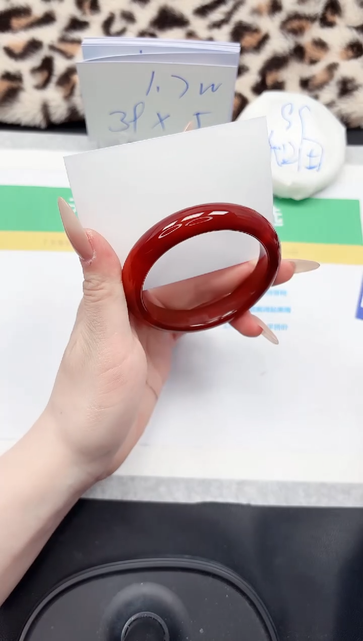 【闪购商品】石英质玉手镯未镶嵌305-58.4