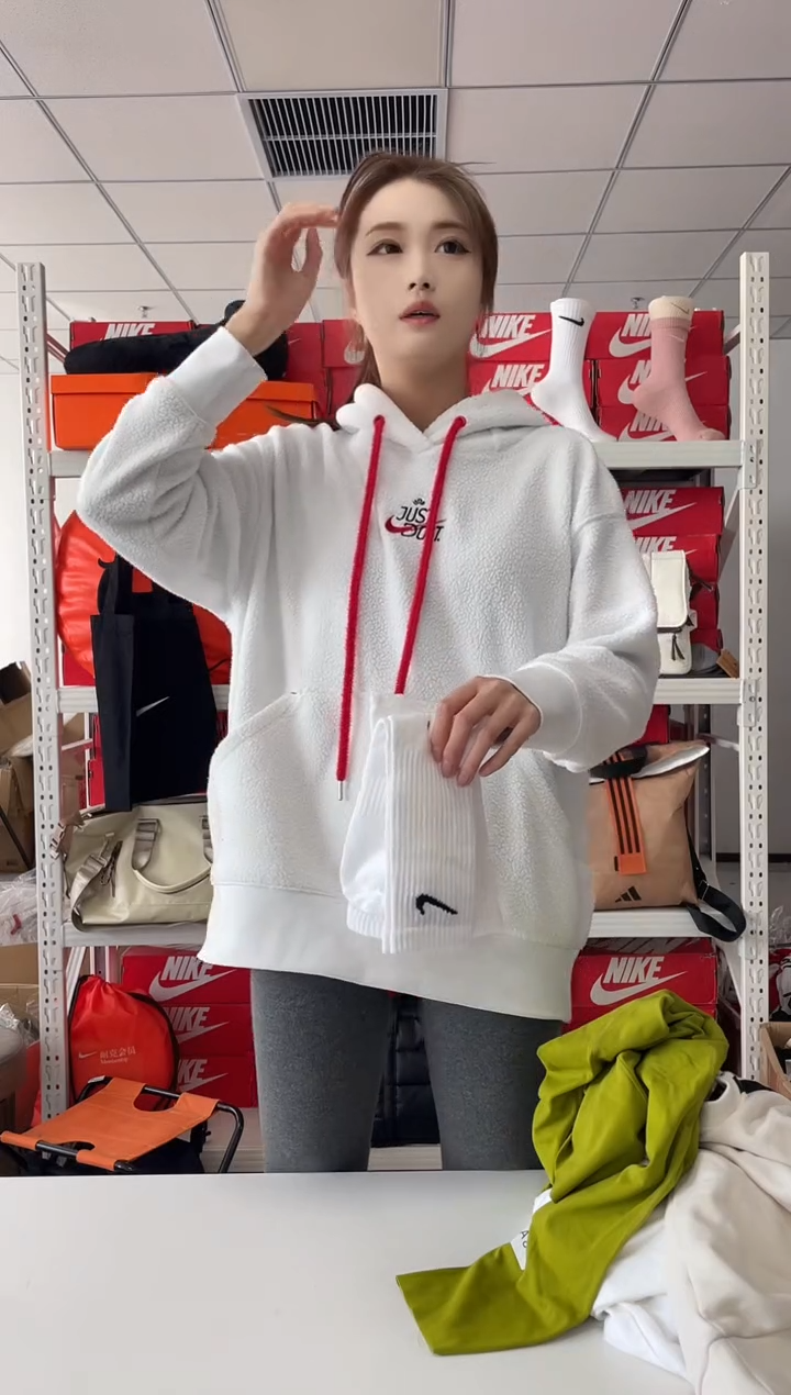编码  尺码 40-46 胸围衣长  正品直播间过款袜子