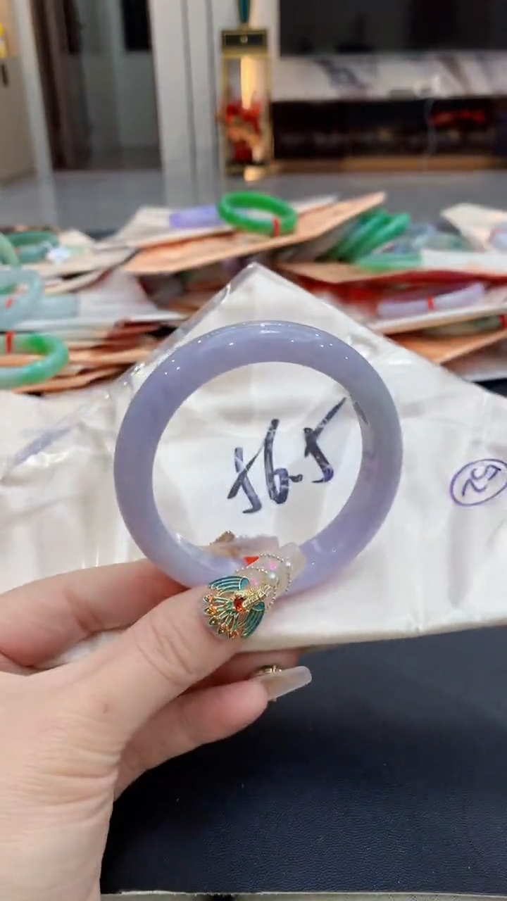 【闪购商品】翡翠手镯未镶嵌0951407035