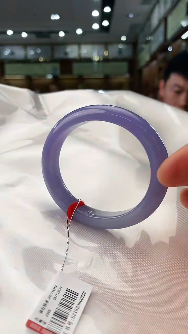 【闪购商品】翡翠手镯未镶嵌54贵妃手镯定金