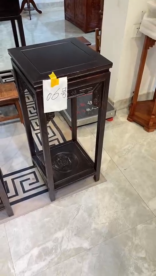 【闪购商品】花梨木类成套家具黑檀色福字花架35*35*80