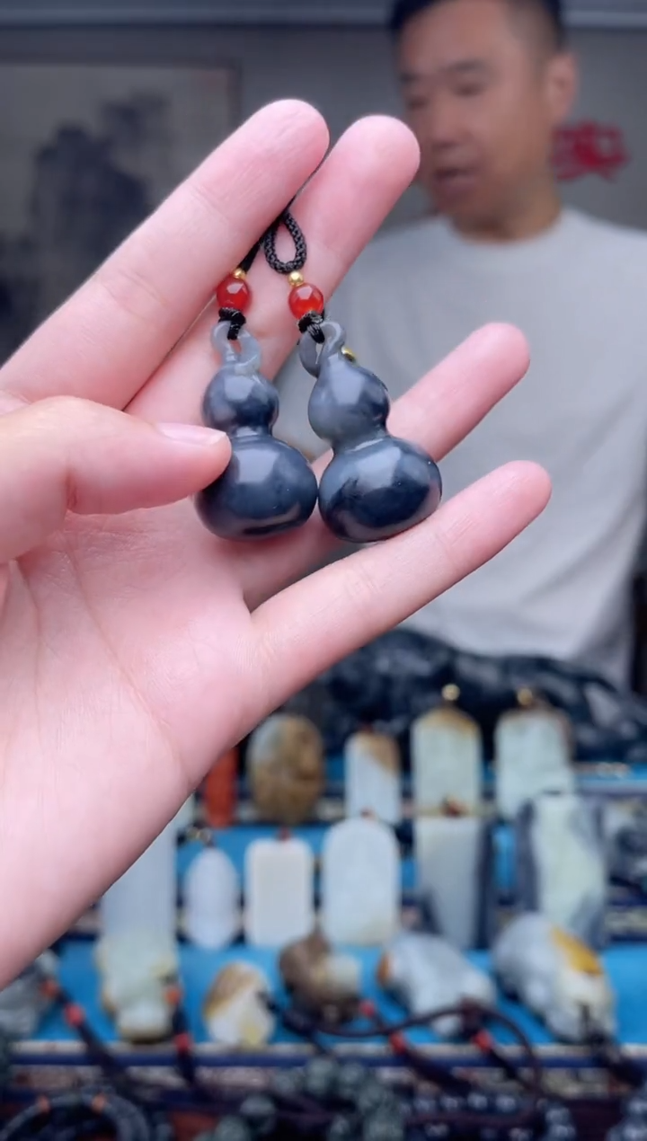 和田玉未镶嵌挂件1多样性发 拍一发一