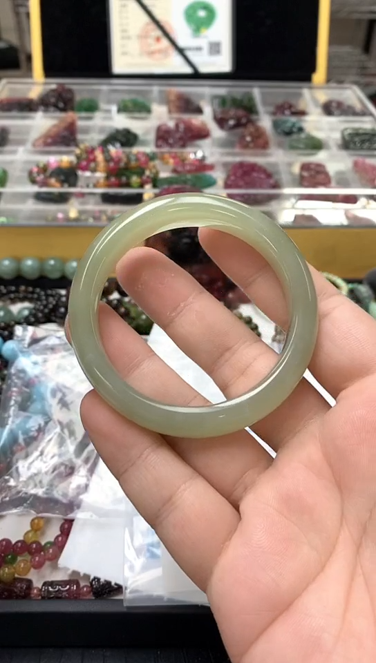 未镶嵌手镯和田玉（糖玉）苍*手链15