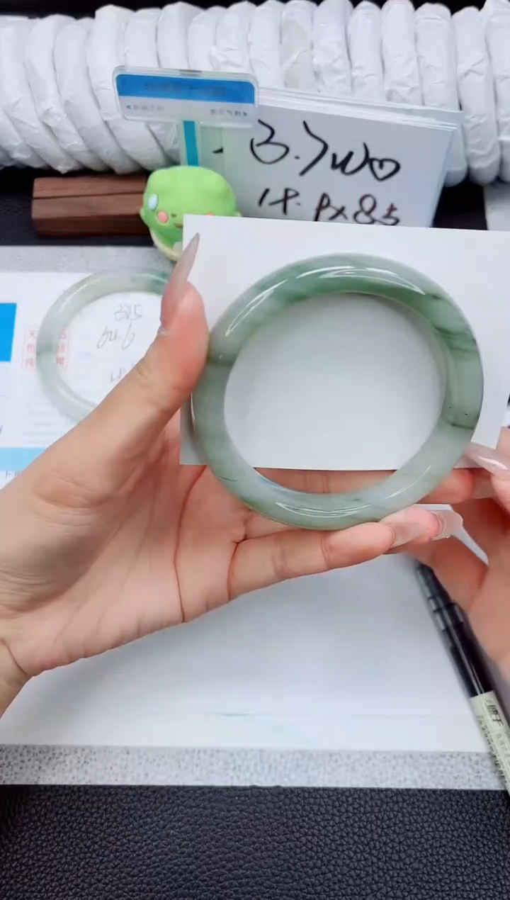 石英质玉手镯未镶嵌376-62.1