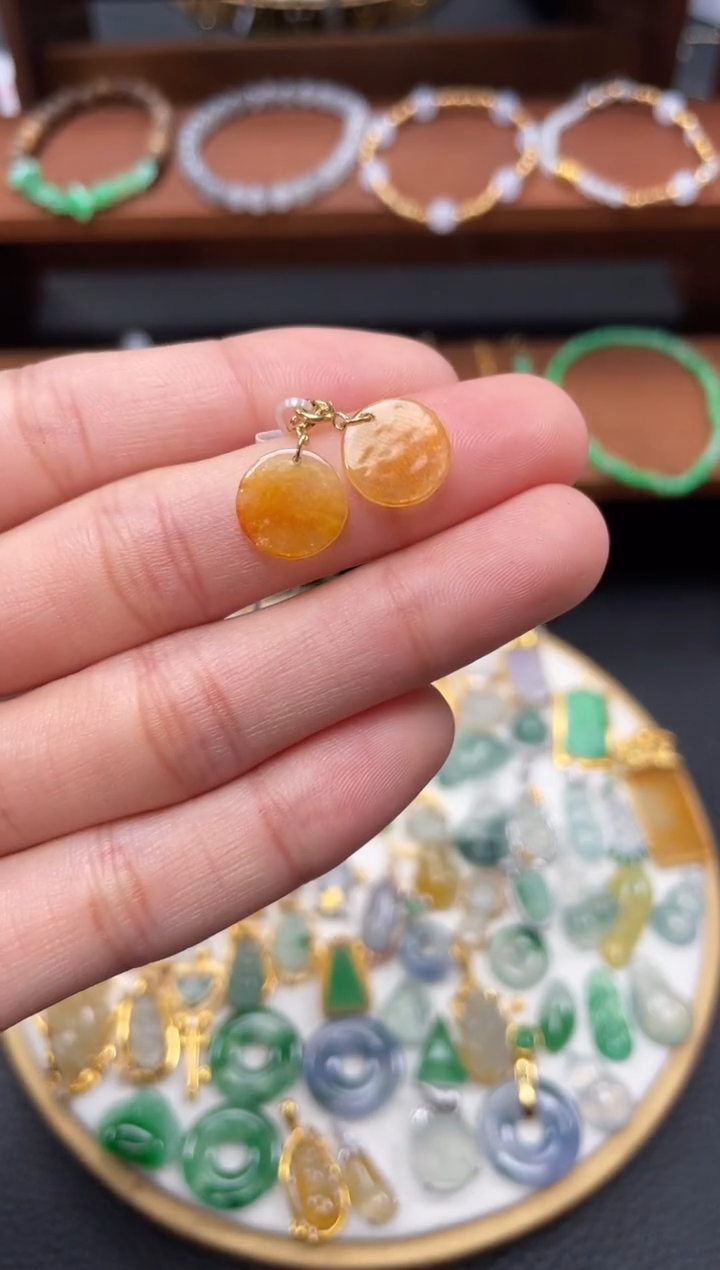 【闪购商品】翡翠吊坠(不含链)18K金镶嵌2个   JK642